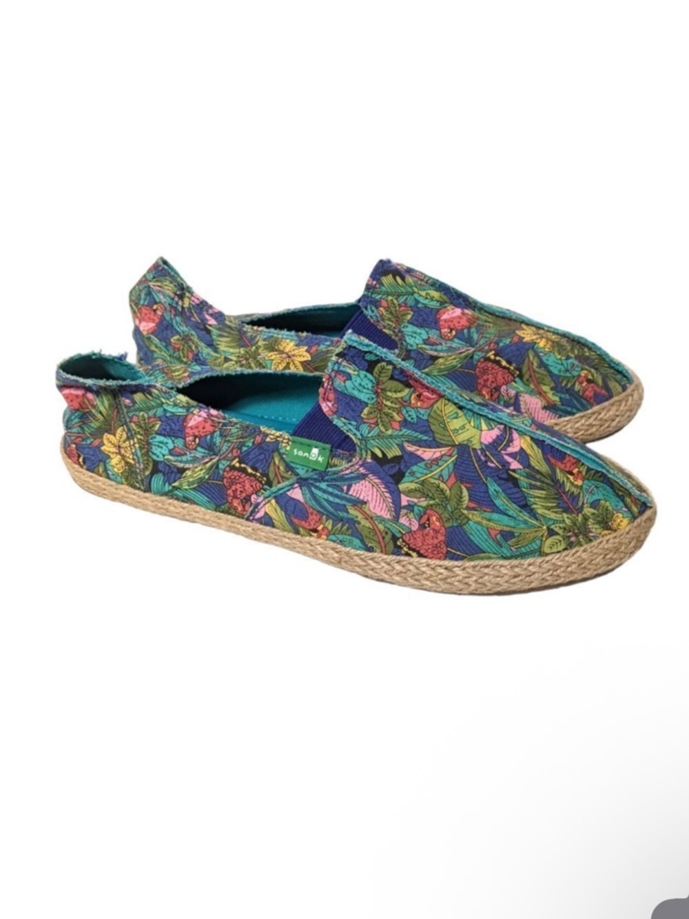 SANUK Women's Toe The Line Casual Slip Ons 9